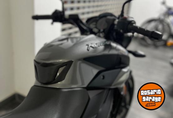 Motos - Bajaj Rouser 2023 Nafta 6900Km - En Venta