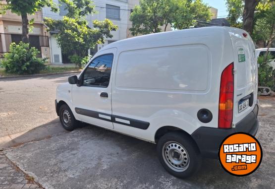 Utilitarios - Renault Kangoo 2016 GNC 119000Km - En Venta