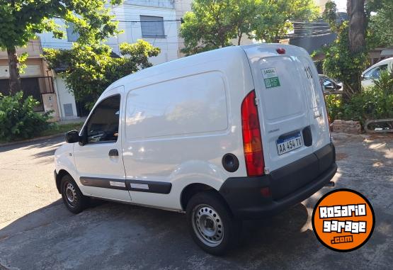 Utilitarios - Renault Kangoo 2016 GNC 119000Km - En Venta