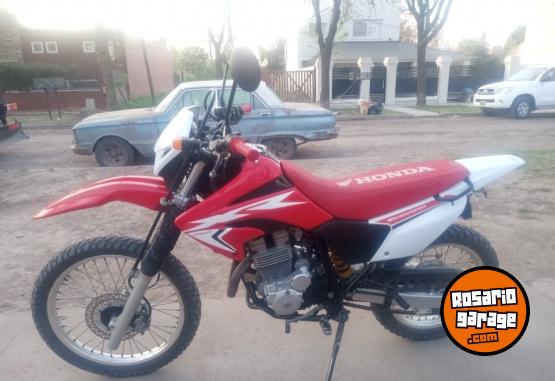 Motos - Honda Tornado 250 2014 Nafta 28000Km - En Venta