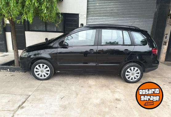 Autos - Volkswagen Suran 2009 Nafta 226000Km - En Venta