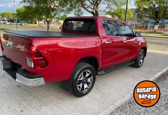 Camionetas - Toyota Hilux SRX 2019 Diesel 149000Km - En Venta