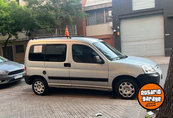 Utilitarios - Peugeot Partner Patagonica HDI 5 2018 Diesel 120000Km - En Venta