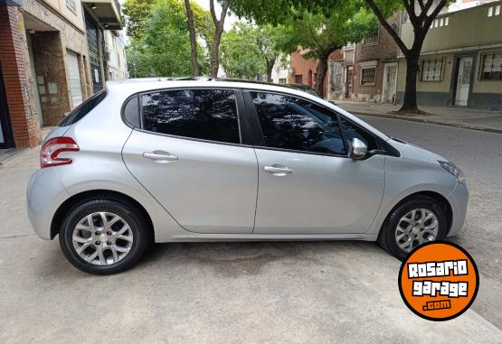 Autos - Peugeot 208 1.6VTI Allure Touch 2015 Nafta 87000Km - En Venta