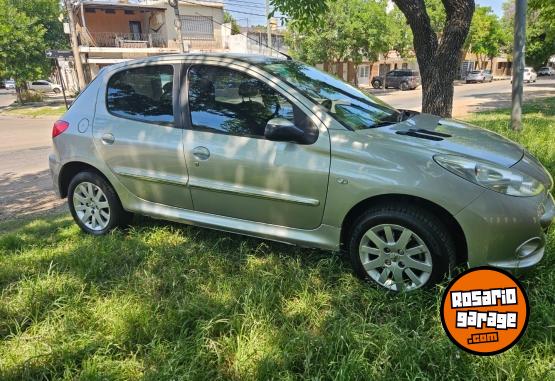 Autos - Peugeot 207 2013 Nafta 114000Km - En Venta