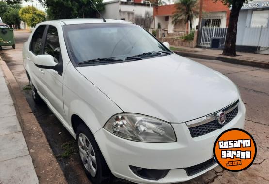 Autos - Fiat Siena 2015 Nafta 117000Km - En Venta