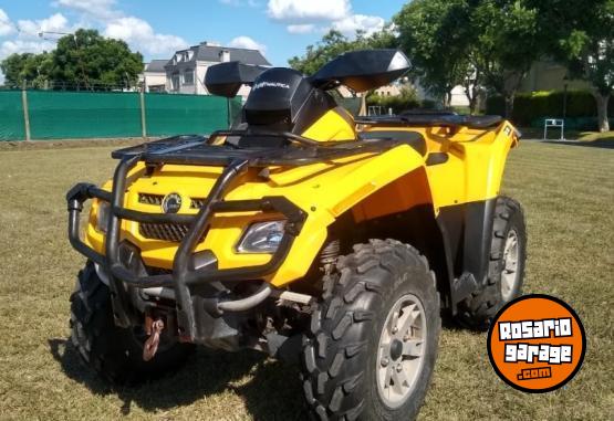 Cuatris y UTVs - Can Am Outlander 800 2008  9800Km - En Venta