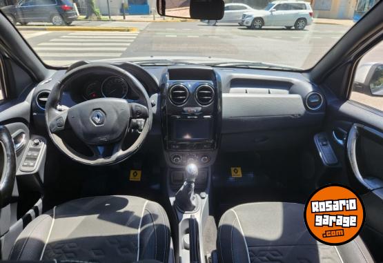 Camionetas - Renault Duster Oroch outsider 2.0 2018 Nafta 140000Km - En Venta