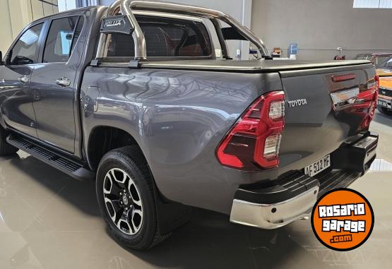 Camionetas - Toyota Hilux Srx 4x2 Automtico 2022 Diesel 42000Km - En Venta