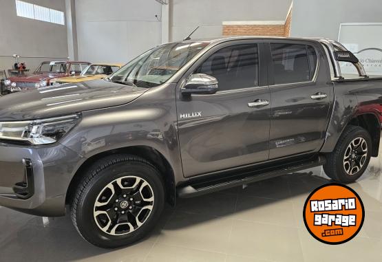 Camionetas - Toyota Hilux Srx 4x2 Automtico 2022 Diesel 42000Km - En Venta