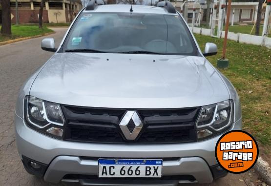 Autos - Renault Duster 2018 GNC 90000Km - En Venta