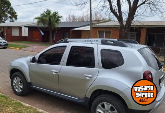 Autos - Renault Duster 2018 GNC 90000Km - En Venta