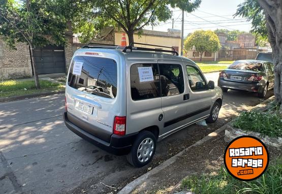 Utilitarios - Peugeot Partner Patagonica HDI 5 2018 Nafta 120000Km - En Venta