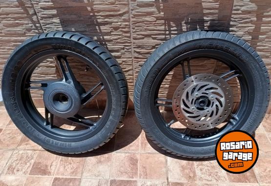 Accesorios para Motos - Vendo o permuto por bici r29 - En Venta