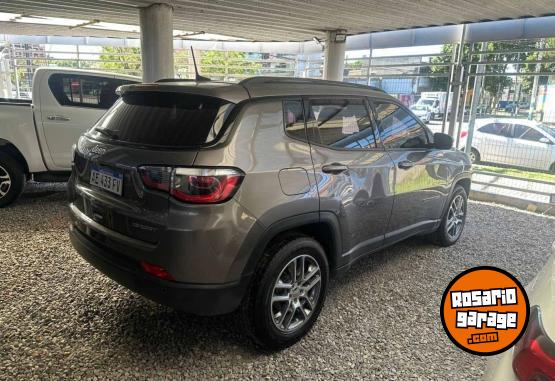 Camionetas - Chrysler JEEP COMPASS 2.4 SPORT 2020 Nafta 65000Km - En Venta