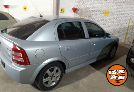 Autos - Chevrolet ASTRA GL 2009 Nafta 170000Km - En Venta