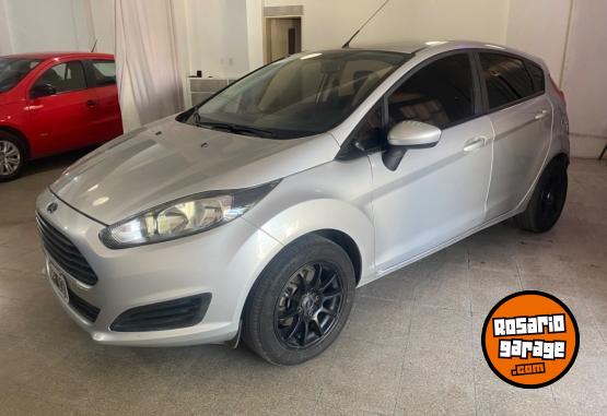 Autos - Ford Fiesta 2015 Nafta 127000Km - En Venta