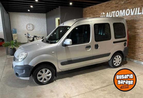 Utilitarios - Renault Kangoo 2018 GNC 153000Km - En Venta