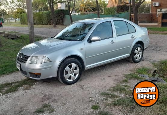 Autos - Volkswagen Bora 2012 Nafta 200000Km - En Venta