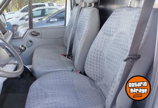 Utilitarios - Ford Transit 2011 Diesel 240000Km - En Venta