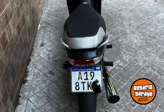 Motos - Motomel Blitz 2023 Nafta 2430Km - En Venta