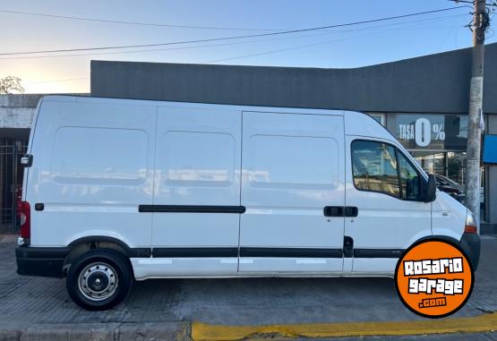 Utilitarios - Renault Master 2012 Diesel 113000Km - En Venta