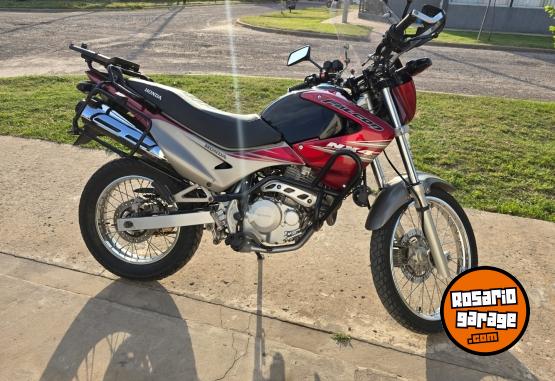 Motos - Honda Falcon 400cc 2013 Nafta 27000Km - En Venta