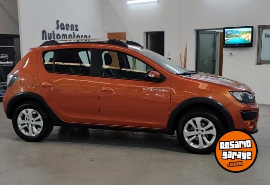 Autos - Renault SANDERO STEPWAY 2017 GNC 110000Km - En Venta