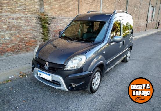 Utilitarios - Renault Kangoo stepway 2016 GNC 120000Km - En Venta