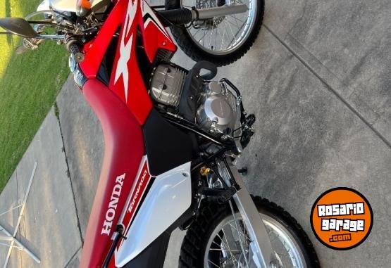 Motos - Honda Xr Tornado 250 2022 Nafta 2700Km - En Venta