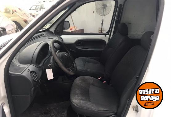 Utilitarios - Renault Kangoo confort 2016 GNC  - En Venta