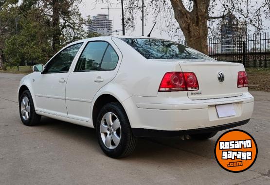 Autos - Volkswagen Bora 2013 Nafta  - En Venta