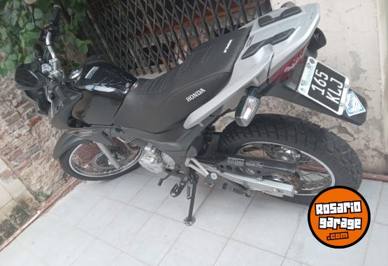 Motos - Honda Falcon 400 2014 Nafta 33500Km - En Venta