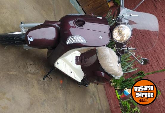 Motos - Motomel Strato Euro 150 2021 Nafta 33Km - En Venta