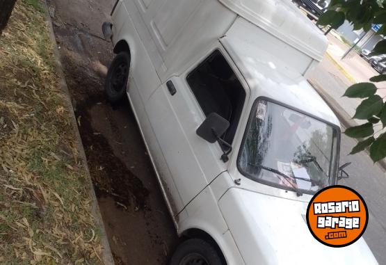 Utilitarios - Fiat Fiorino 1996 Nafta 200000Km - En Venta