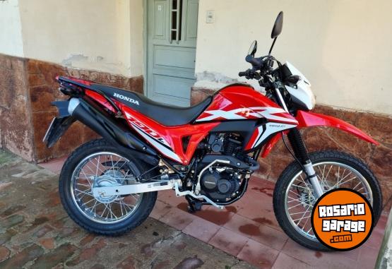 Motos - Honda Xr 2022 Nafta 2700Km - En Venta