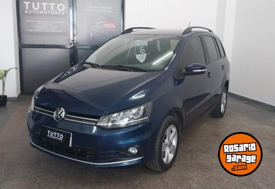 Autos - Volkswagen Suran 2016 GNC 118000Km - En Venta