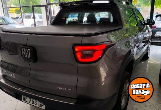 Camionetas - Fiat Toro Freedom 2021 Nafta 130000Km - En Venta