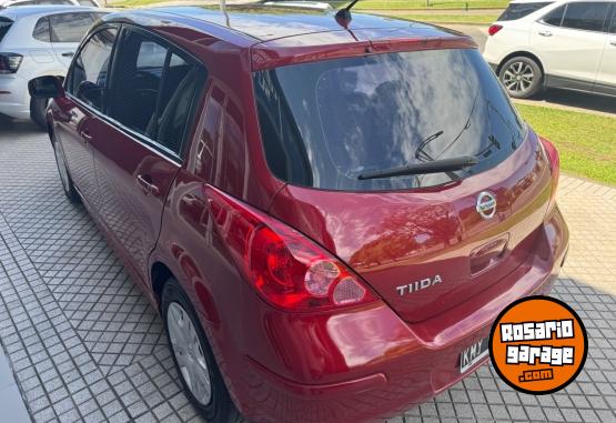 Autos - Nissan TIIDA VISIA 1.8 2011 Nafta 180000Km - En Venta