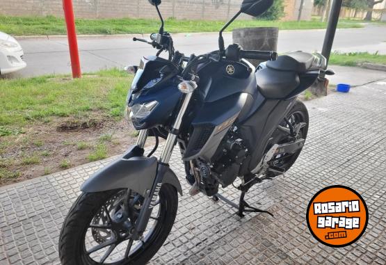 Motos - Yamaha FZ25 2023 Nafta 560Km - En Venta