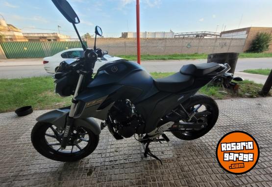 Motos - Yamaha FZ25 2023 Nafta 560Km - En Venta