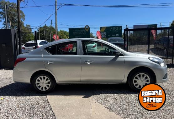 Autos - Nissan VERSA 1.6 SENSE 2021 Nafta  - En Venta