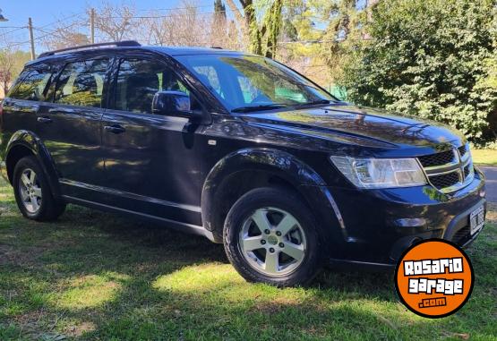 Camionetas - Dodge Journey 2011 Nafta 140000Km - En Venta