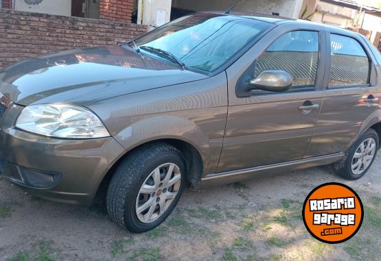 Autos - Fiat Siena 1.4 2015 Nafta 118000Km - En Venta