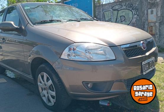 Autos - Fiat Siena 1.4 2015 Nafta 118000Km - En Venta