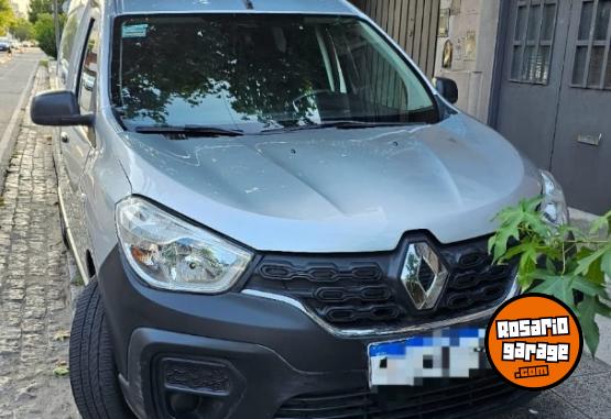 Utilitarios - Renault Kangoo 2020 Nafta 109000Km - En Venta