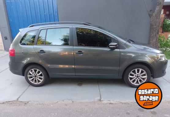 Autos - Volkswagen Suran trendline 2013 Nafta 186500Km - En Venta