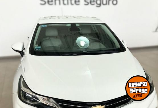 Autos - Chevrolet CRUZE LTZ 1.4T 2017 Nafta 127500Km - En Venta