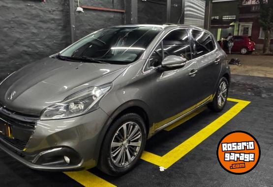 Autos - Peugeot feline 2017 Nafta 105000Km - En Venta