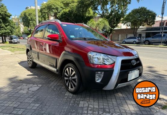 Autos - Toyota etios 2015 Nafta 59000Km - En Venta